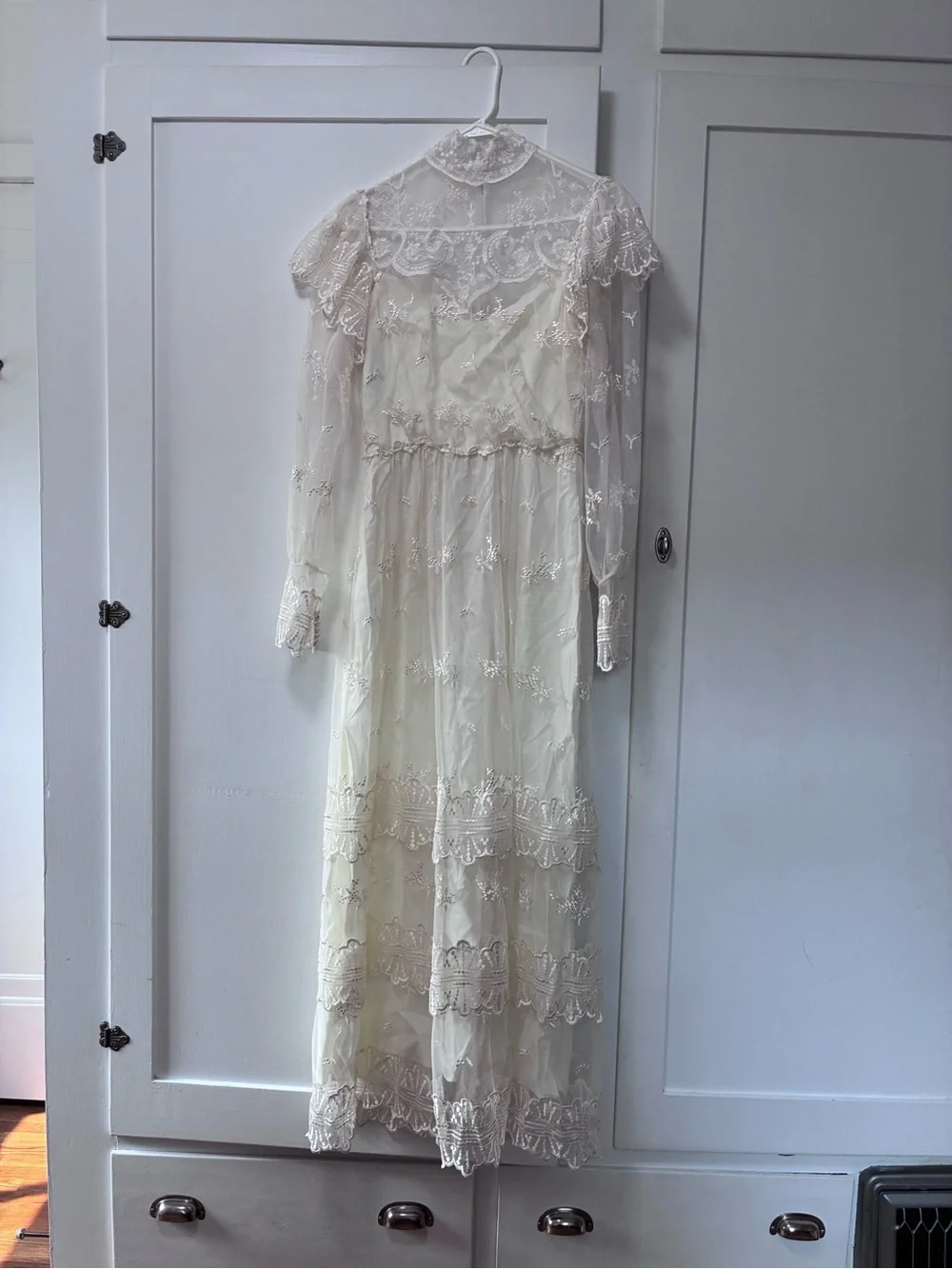 Vintage Alfred Angelo Wedding Dress Ivory Lace Cottagecore Victorian Style